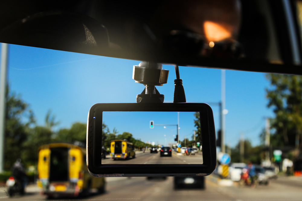 Best Dash Cam For Truckers – Our TOP 10 Picks