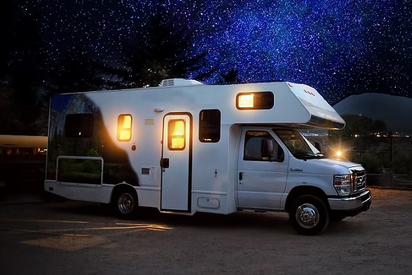 Looking For The Best RV Roof Sealant? – Here’s Our Top 10